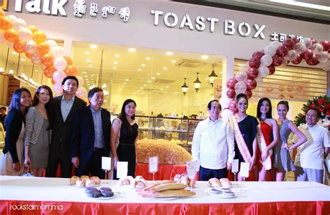 BreadTalk SM Aura Premier in Taguig .